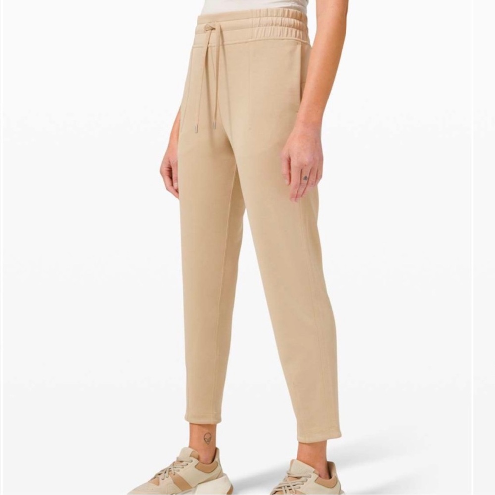 LULULEMON SOFT AMBITION HIGH RISE JOGGER TRENCH